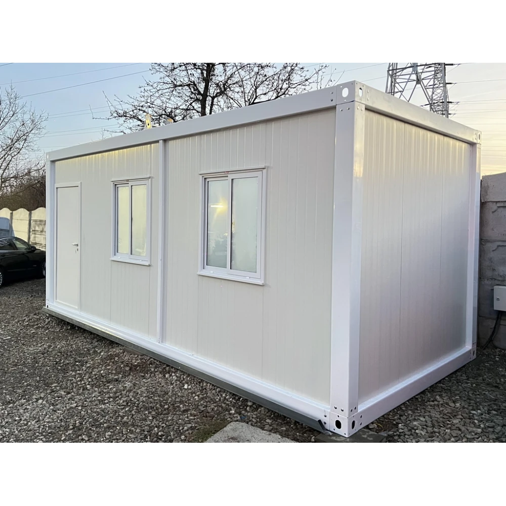 Container 18m2 tip birou, pentru locuit, șantier, sanitar monobloc 6x3x3m cu 2 ferestre și o ușă