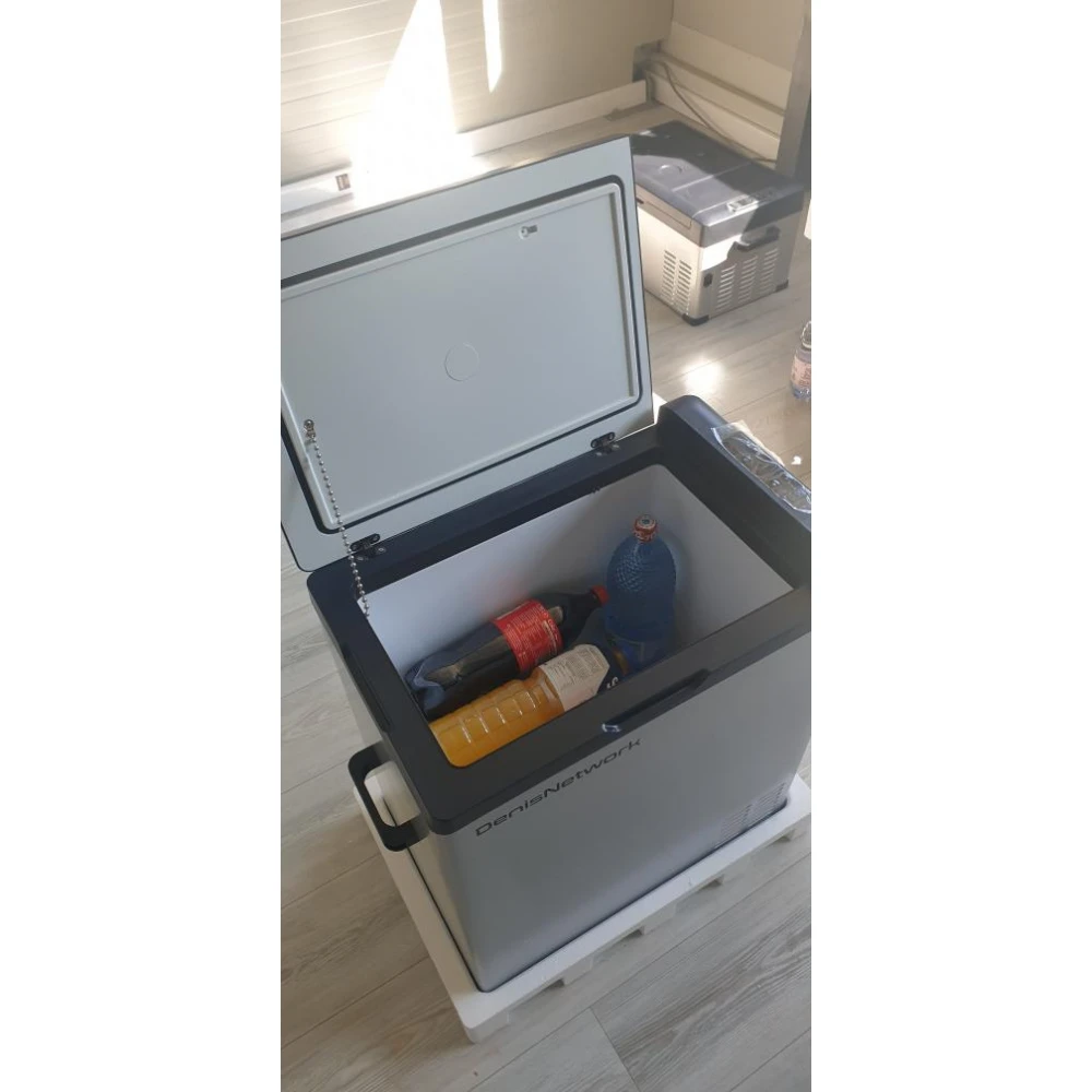 Frigider 75l auto rulotă, camion, dube 3,5t alimentare brichetă la 12-24V, baterii panou solar, rezistent la vibrații, cu compresor cu congelare -20°C