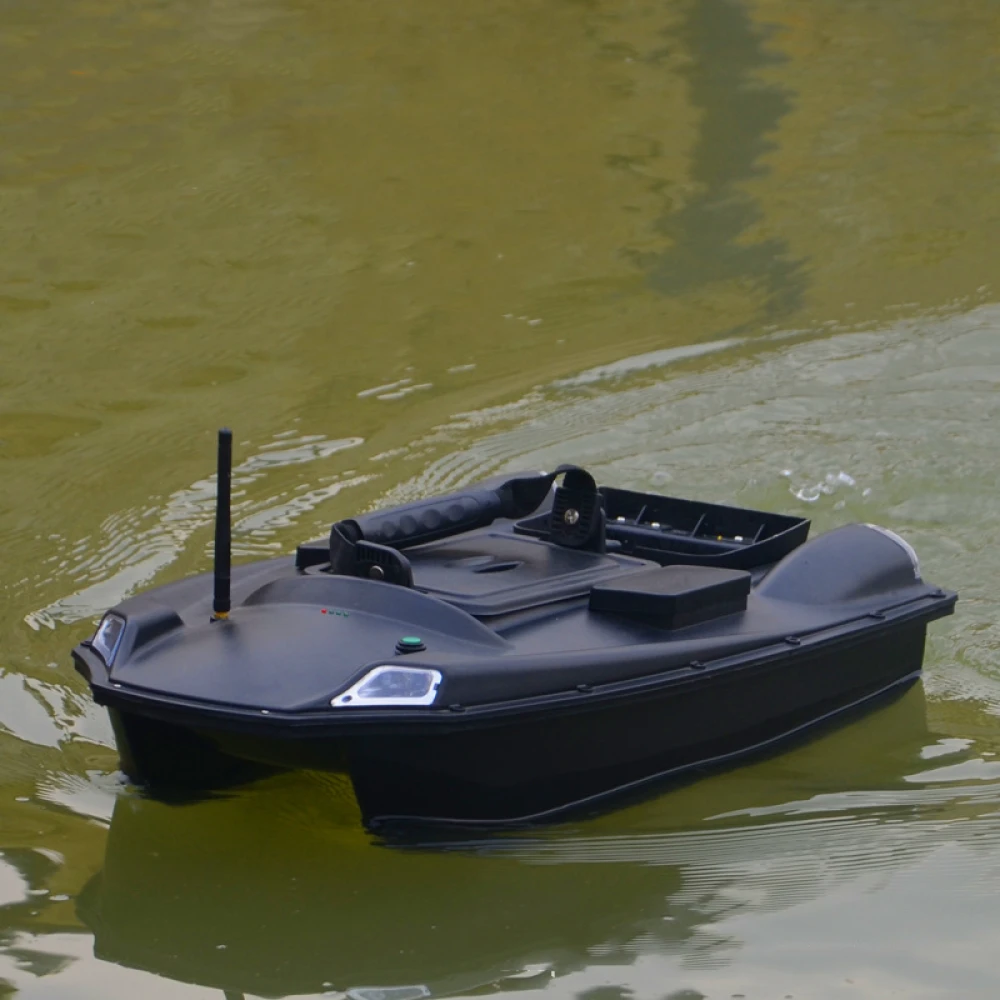 Navomodel, barcă premium pentru plantat momeală cu corecție curs - Dittom BonaBoat 2 CUVE, 2 acumulatori 20800mAh, 2 motoare pentru pescari