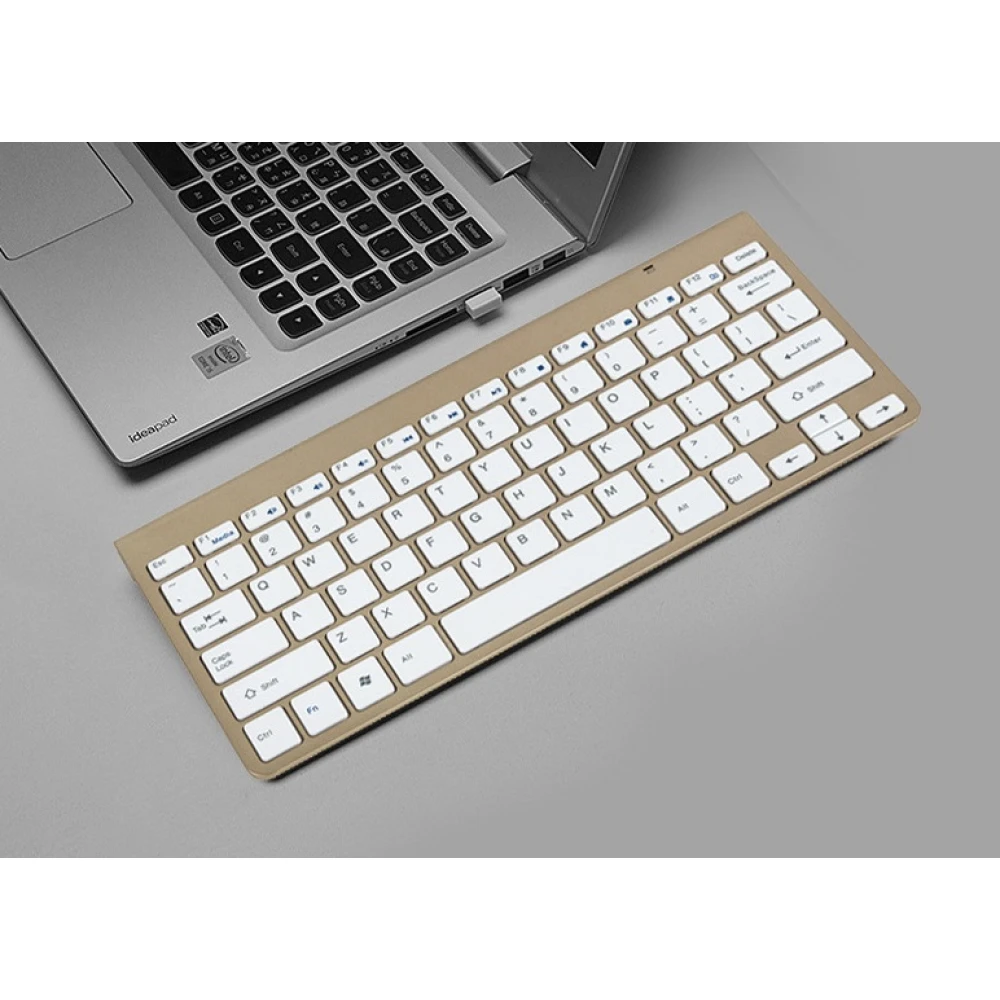 Set cadou  / Kit tastatura, mouse, stilou, baterie externa si stick, wireless